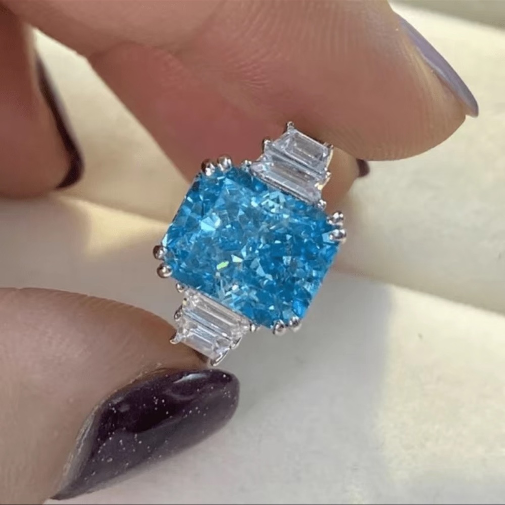 (SOLD) Stunning’ Luxury Square Shape 4 Prong- Blue Diamond Promise Ring. NWT - Picture 2 of 5